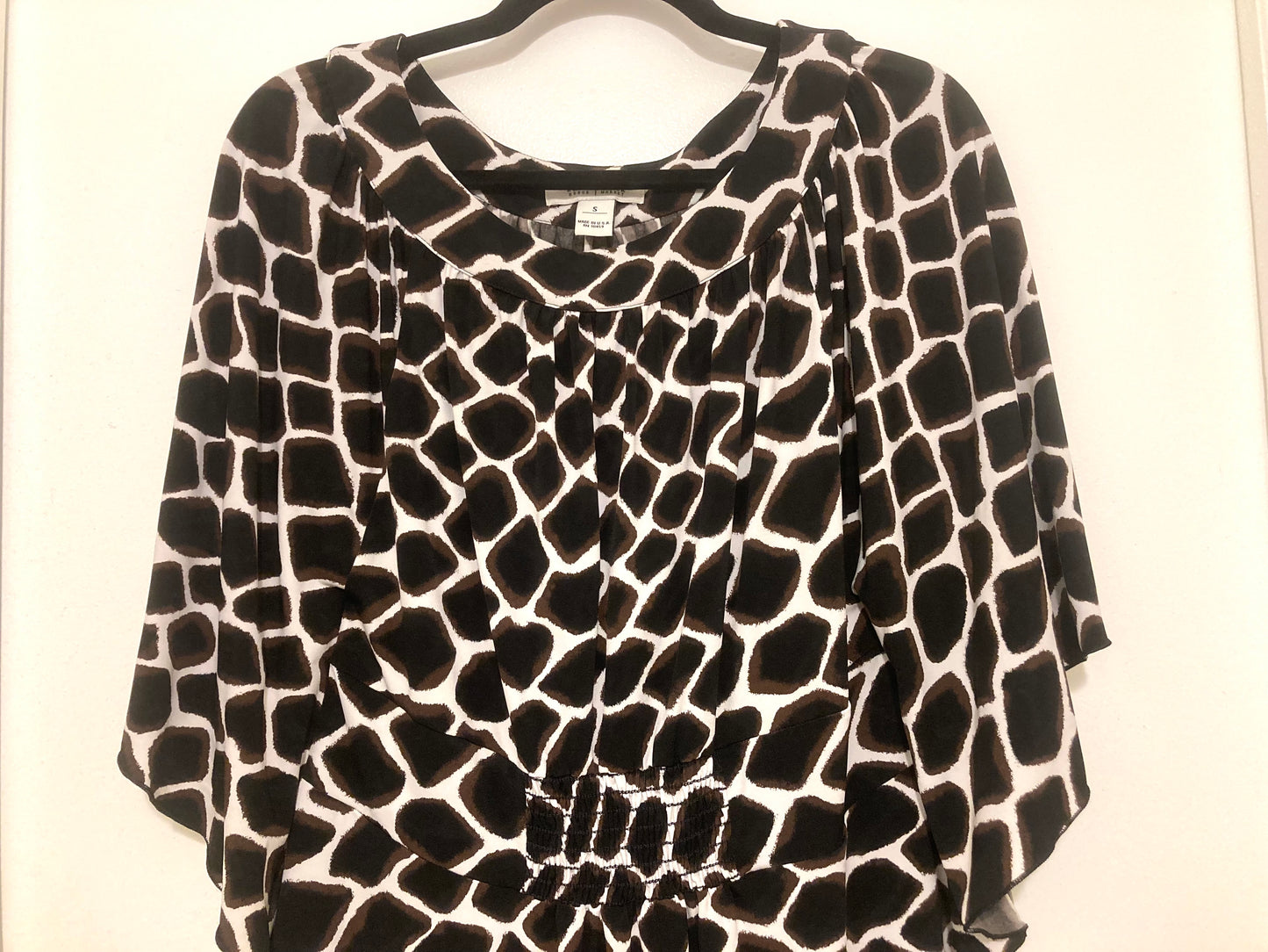 White House Black Market Geometric Print Blouse Size Small