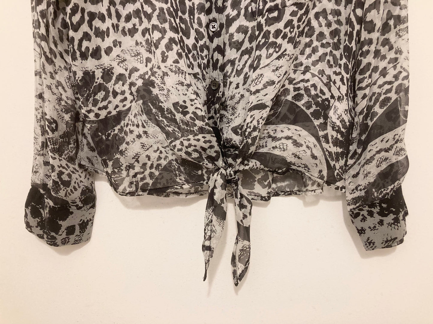 Equipment 100% Sheer Silk Button Down Black and Gray Women's Blouse Size Large