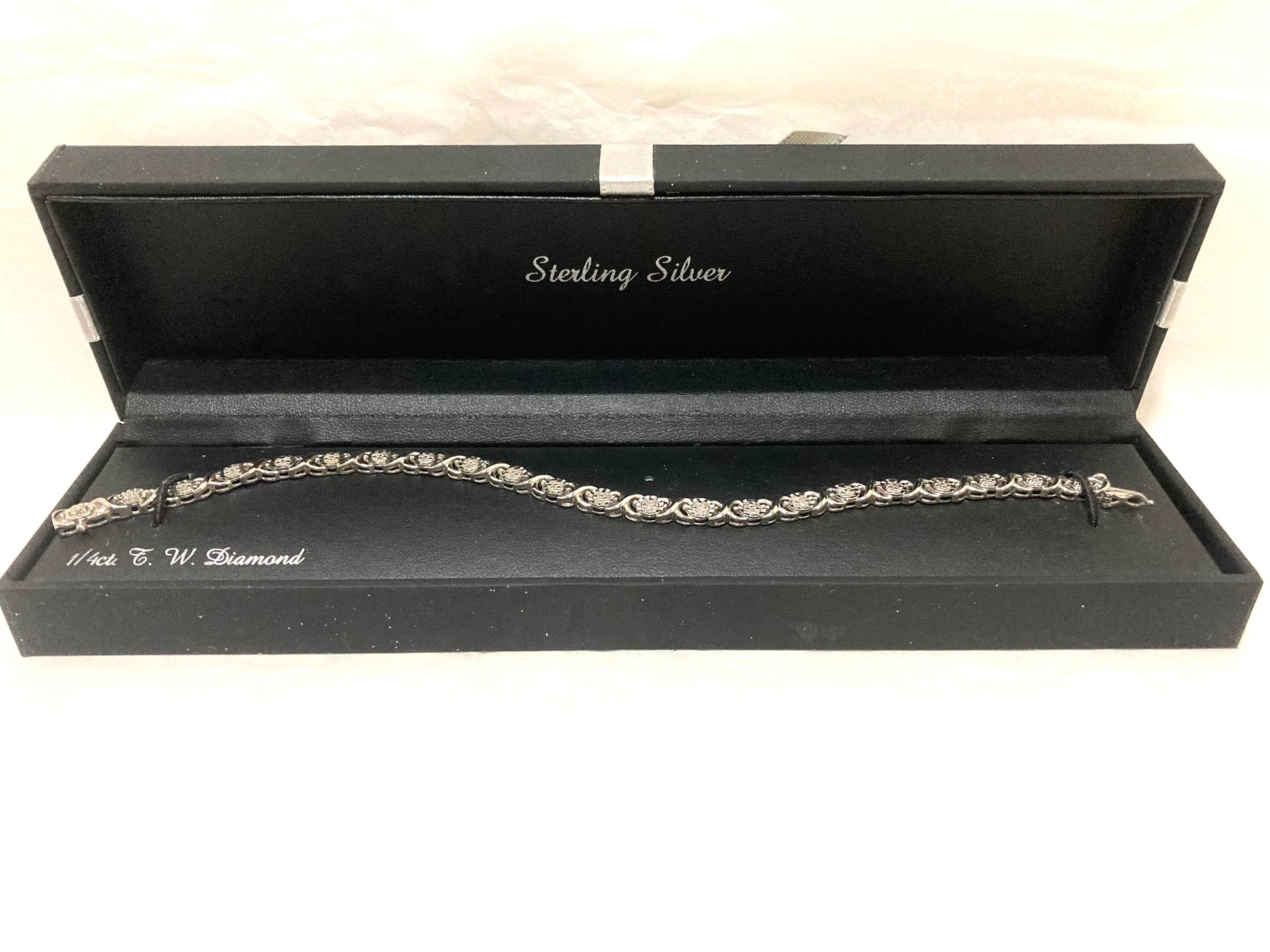 Diamond tennis bracelet, women’s bracelet, diamond bracelets