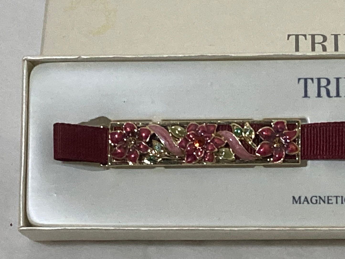 Trifari Magnetic Multicolor Floral Bookmark