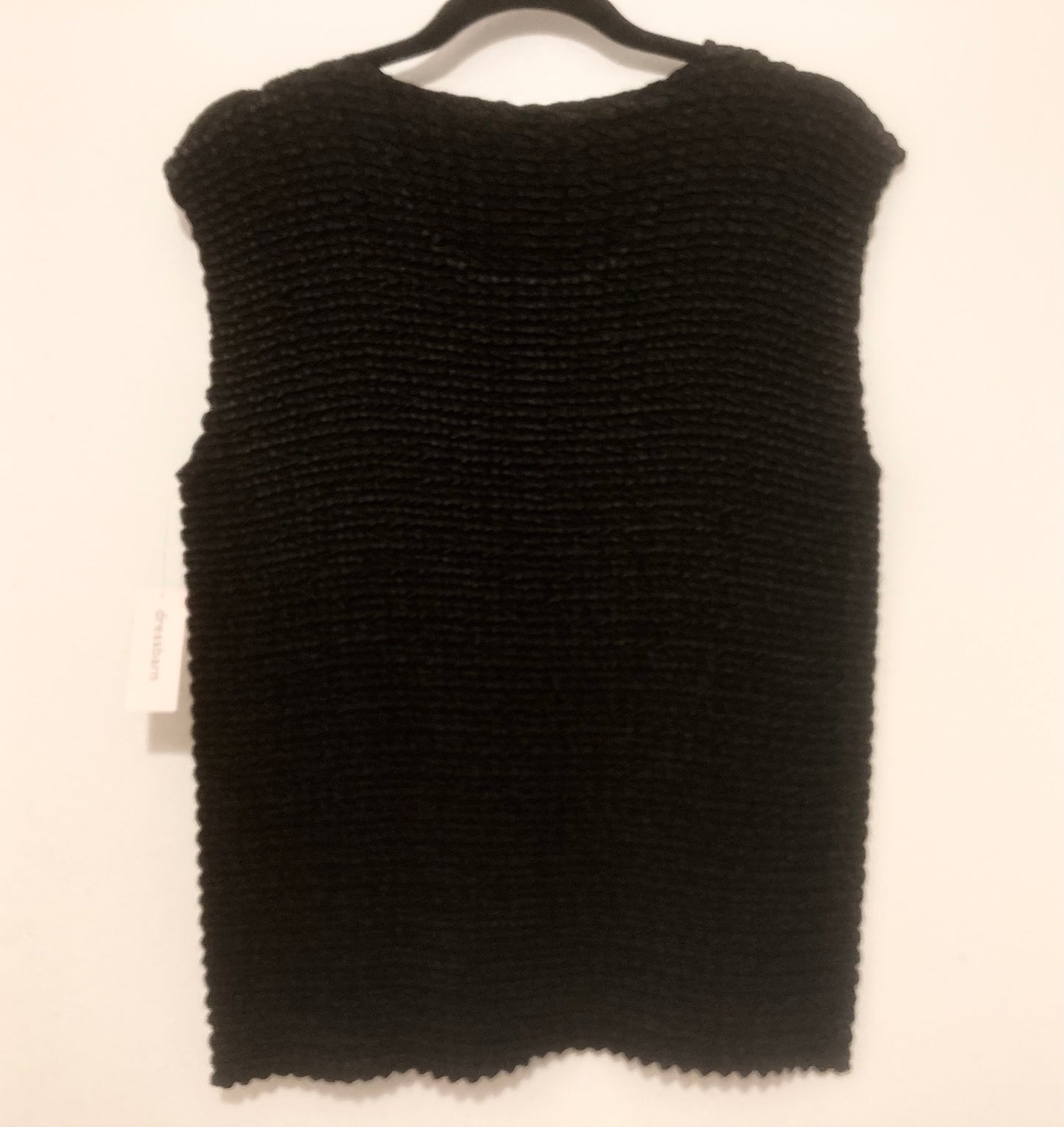 Dress Barn Woman Black Textured Sleeveless Top Size 14/16 NWT