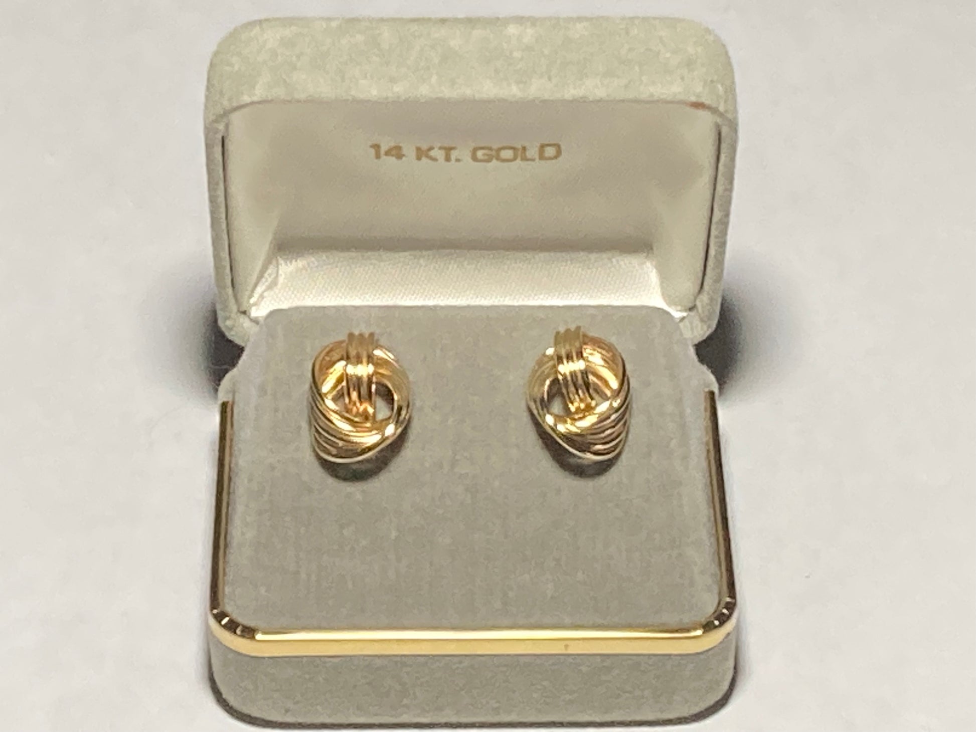 14k Gold, gold earrings, women’s gold earrings 